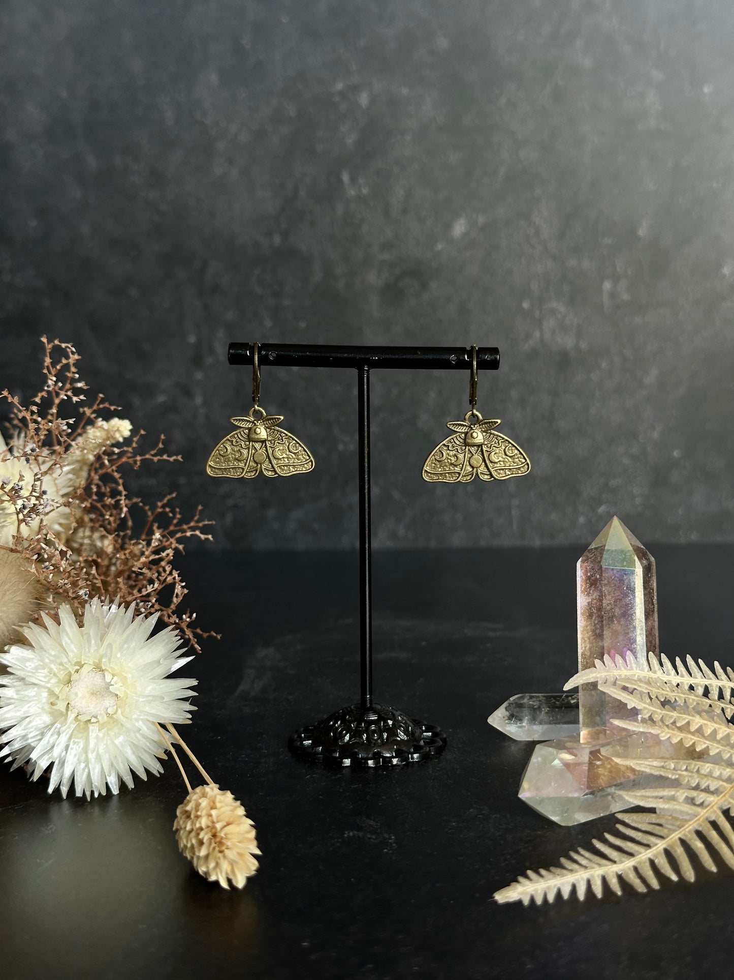 Ohrringe Bronze | Motte mit Mondphasen