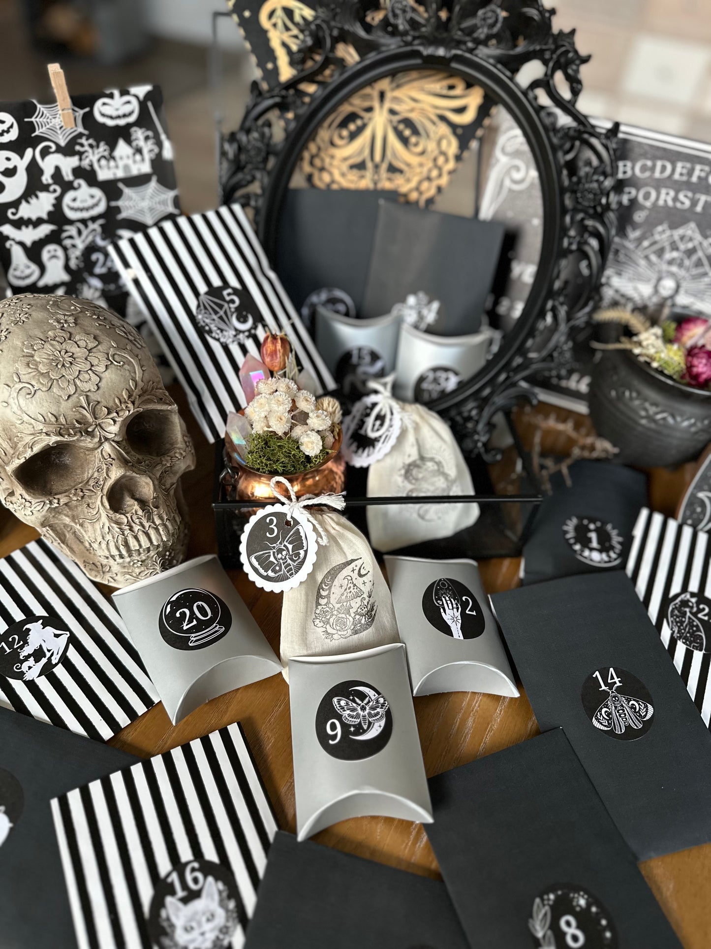 Adventskalender Witch