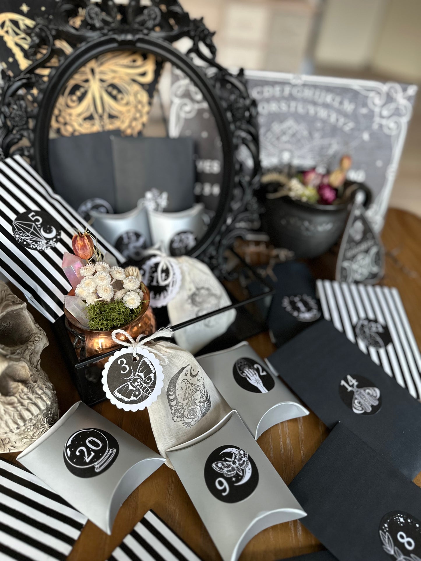 Adventskalender Witch