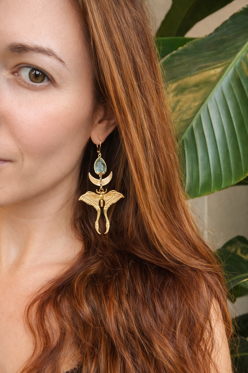 Ohrringe | Edelstahl Celestia Moth – Bergkristall