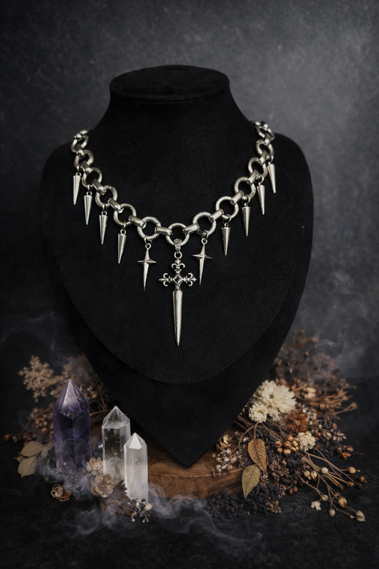 Statement Halskette Gothic Sword